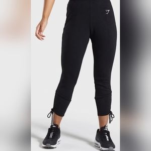 Gymshark - XS Black Ruched Ankle Joggers, Slim Fit Capri workout gym leggings
